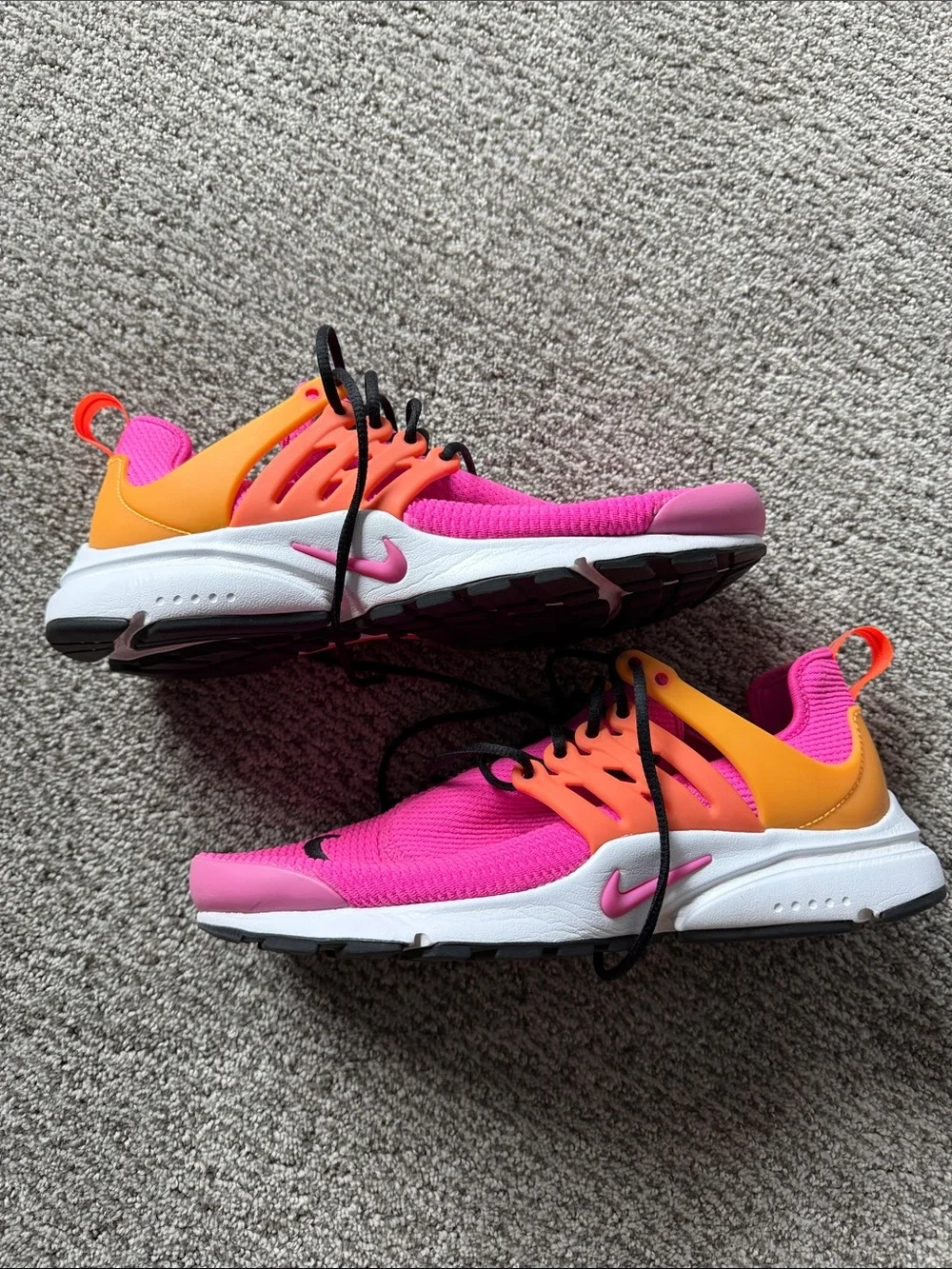 Nike Women's Bright Pink Athletic Sneakers with Orange Highlights - Picture 4 of 5